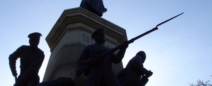 Памятник Тотлебену